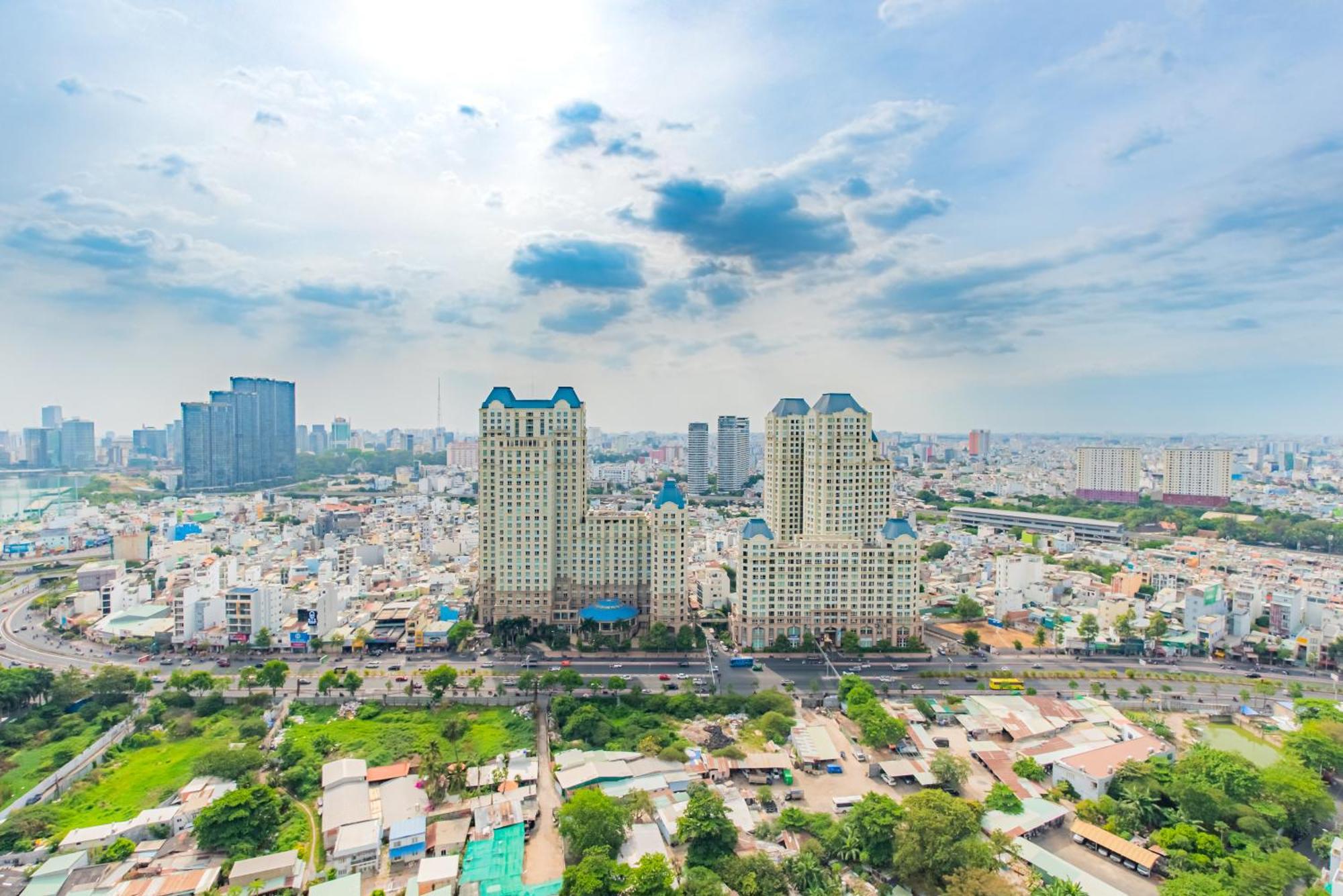Central Apartments - Vinhomes Central Park, Landmark 81 Area & Ice Skating Rink Hô Chi Minh-Ville Extérieur photo